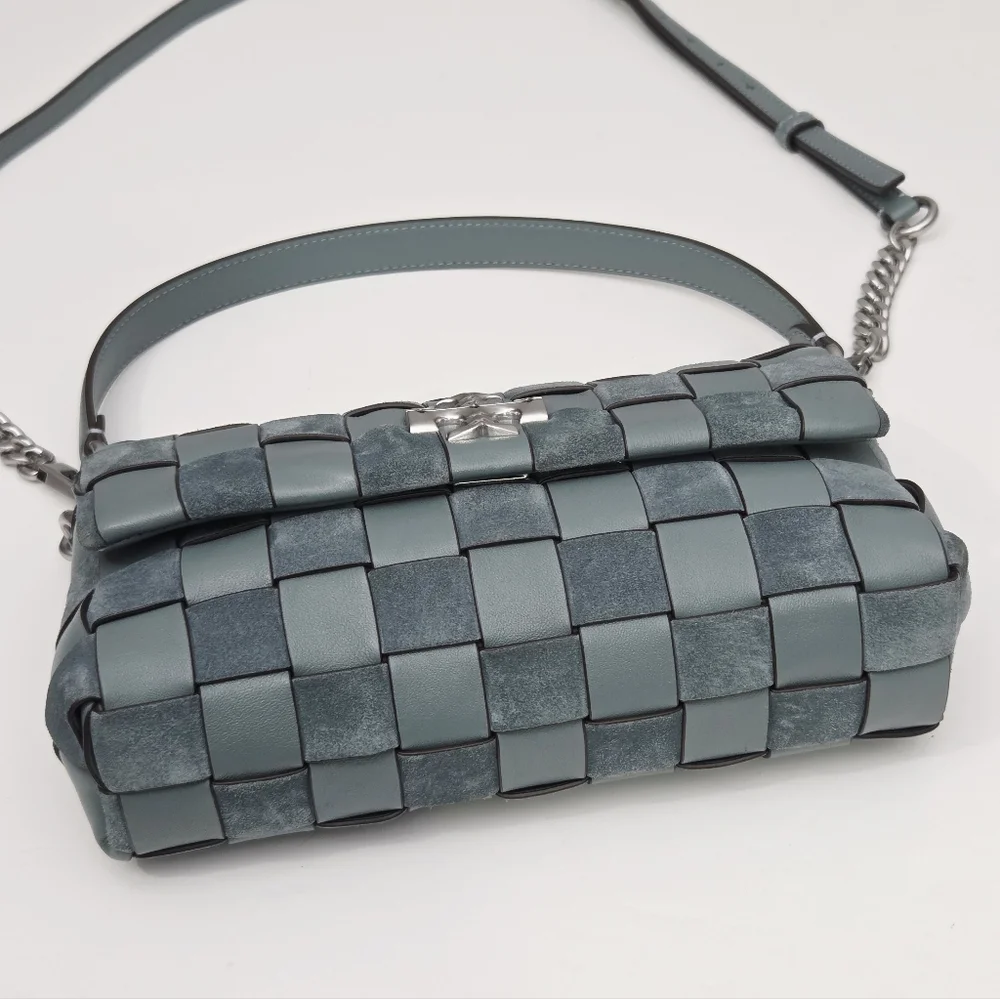 LIKE NEW TORY BURCH KIRA CHEVRON WOVEN SMALL CONVERTIBLE SHOULDER BAG - ARCTIC